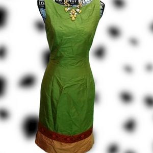 EUC Mica size 4 green sleeveless dress